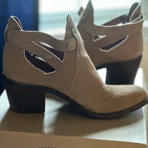 Lucky Brand Women's Tan Ankle Boots